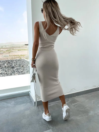 Dupont™ | Coordinated Dress – The Perfect Balance Between Comfort and Elegance